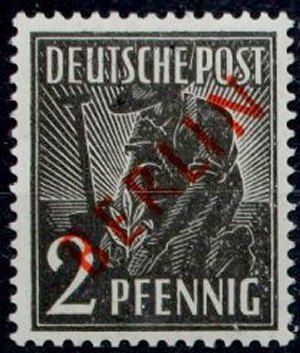 Briefmarke Berlin Michel 21