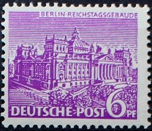Briefmarke Berlin Michel 45