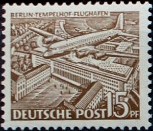 Briefmarke Berlin Michel 48