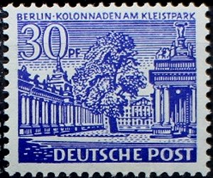 Briefmarke Berlin Michel 51