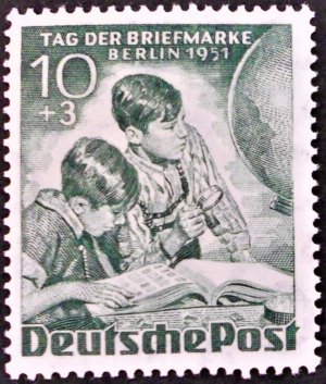 Briefmarke Berlin Michel 80